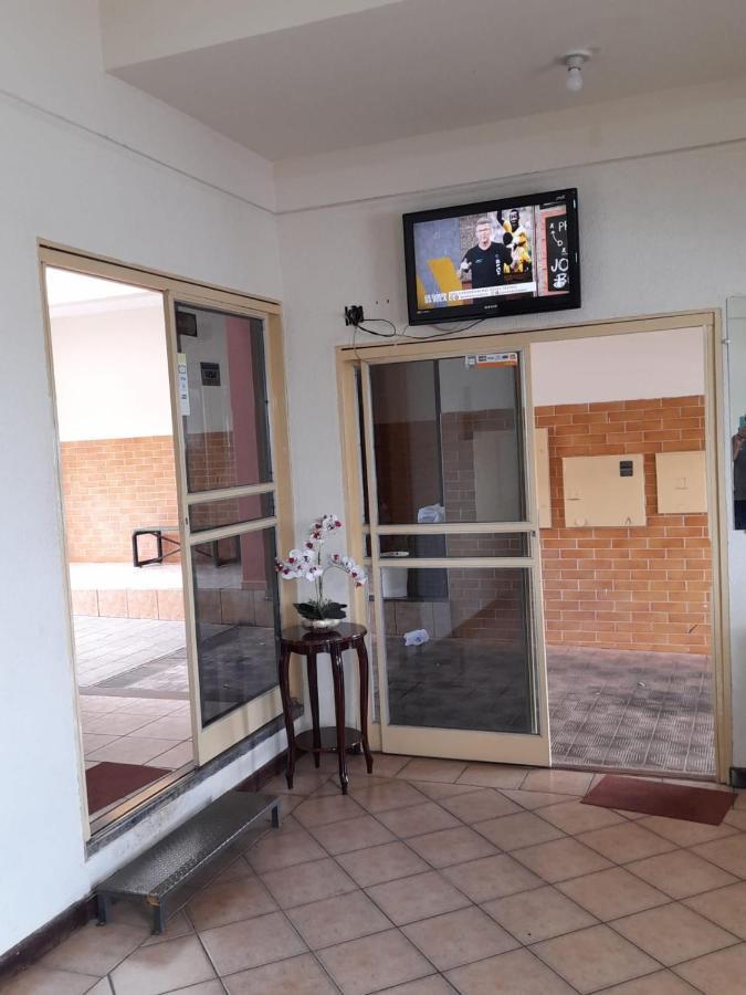 Hotel Italia Araguari Bagian luar foto
