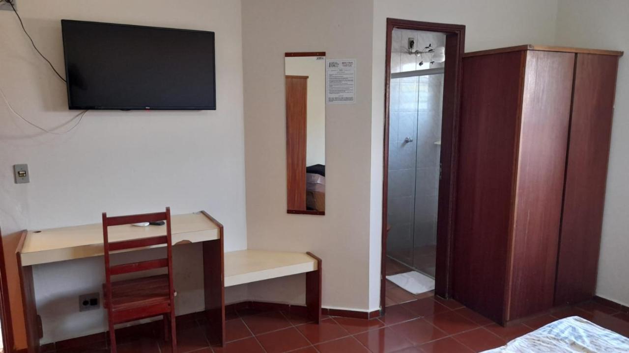 Hotel Italia Araguari Bagian luar foto
